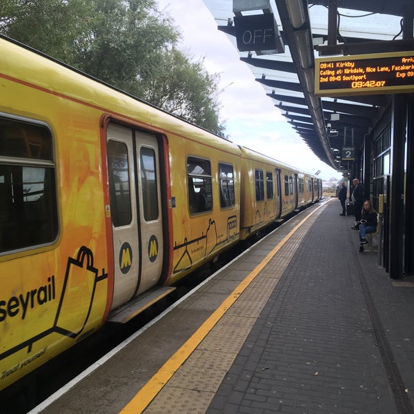 Sandhills Railway Station (SDL) 4 tips