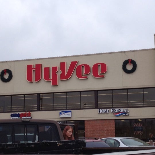 Photo taken at Hy-Vee by Jules M. on 11/5/2012