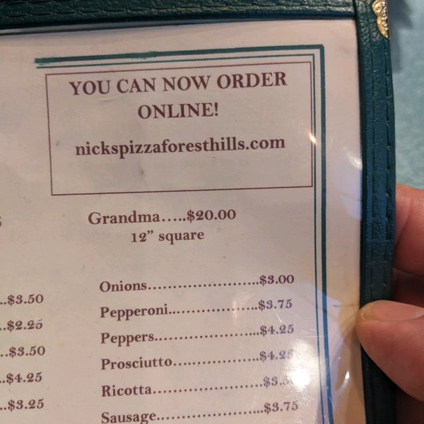 Foto diambil di Nick&#39;s Pizza oleh Michael L. pada 2/20/2022