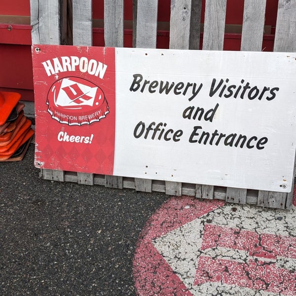 Photo taken at Harpoon Brewery by Michael L. on 8/12/2023