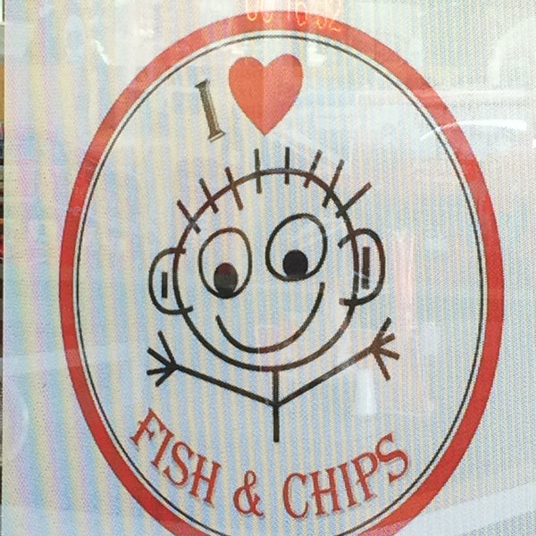 Photo taken at Fish&amp;Chips by pae&#39;s traditional fish &amp; chips on 7/8/2015