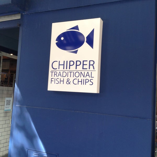 รูปภาพถ่ายที่ Chipper Seafood โดย Julian C. เมื่อ 5/11/2013