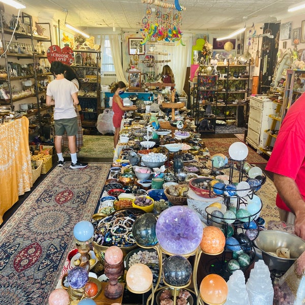 ruby s house of crystals cobble hill 1 tip from 34 visitors