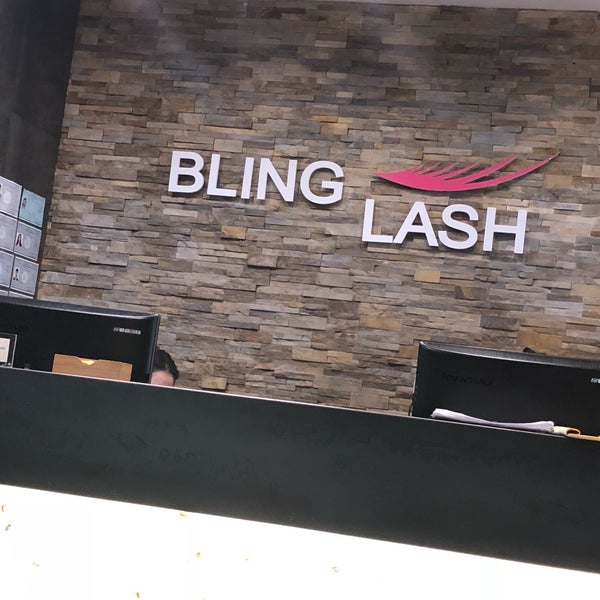 Foto diambil di Bling Lash oleh Ashley L. pada 6/1/2018