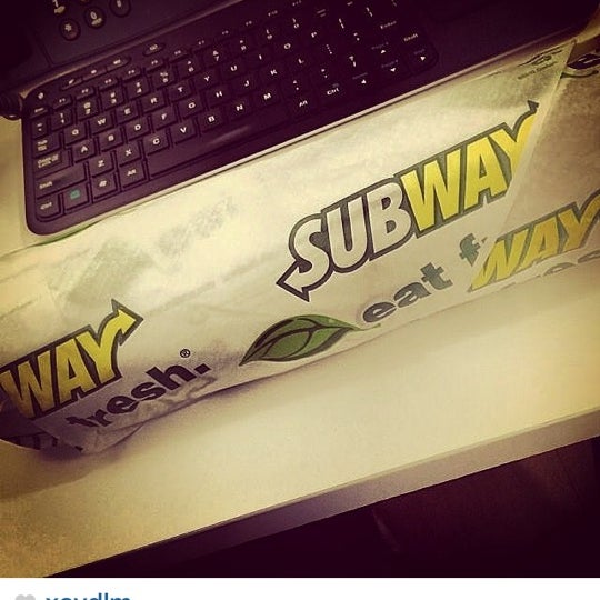 10/13/2014 tarihinde Luis M.ziyaretçi tarafından Subway'de çekilen fotoğraf