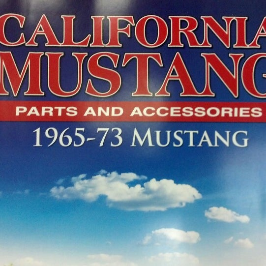 11/6/2013 tarihinde David B.ziyaretçi tarafından California Mustang Parts and Accessories'de çekilen fotoğraf