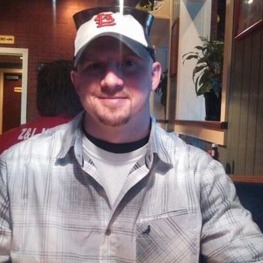 Photo taken at Chili&#39;s Grill &amp; Bar by Angela R. on 4/18/2013