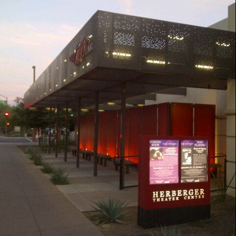 Снимок сделан в Herberger Theater Center пользователем Amy H. 10/5/2012