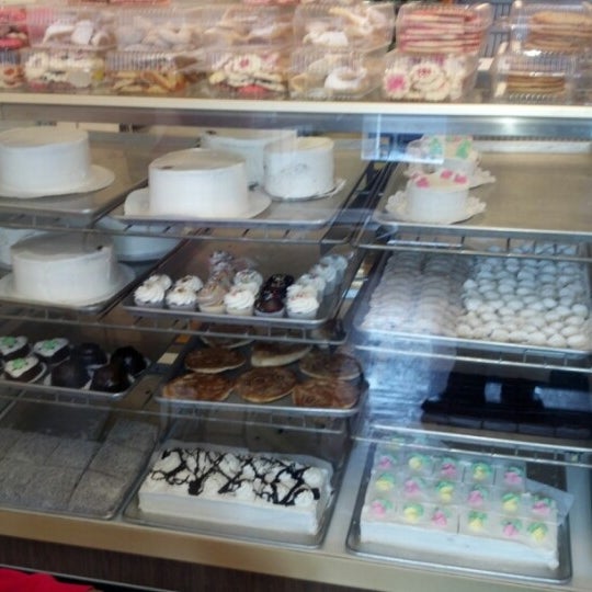 Elmwood Bakery Bakery in Lakewood