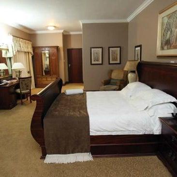 Foto diambil di Durban Hotels Galore oleh Durban Hotels Galore pada 1/27/2015