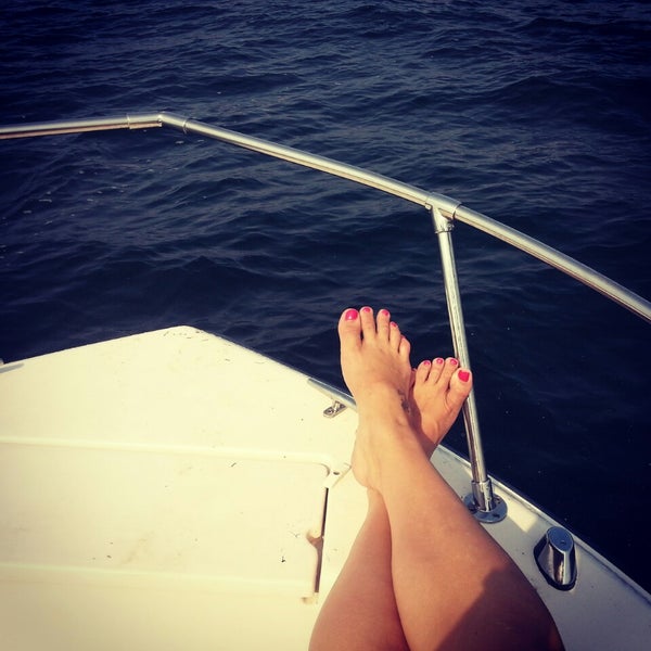 8/12/2014 tarihinde Candice 🌴ziyaretçi tarafından Fishing Bay Yacht Club'de çekilen fotoğraf