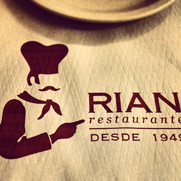 Photo taken at Rian Restaurante by Ricardo M. on 9/25/2013