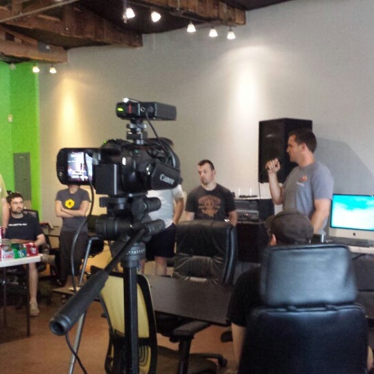 Photo taken at Gangplank HQ by Mri O. on 6/11/2014