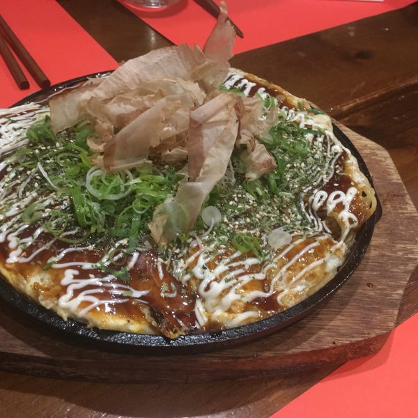 The speciallity is the okonomiyake -known like the Japanese pizza- Hiroshima style, this is with noodles. It tasted the same as in Japan. Really small place, so you have to book if you want to go.