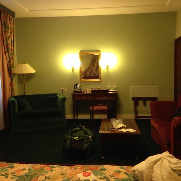 Das Foto wurde bei Hotel Liberty von STUART F. am 2/13/2014 aufgenommen