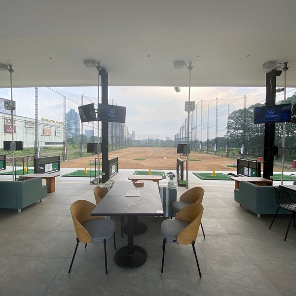 Power Golf (Driving Range) - Golf Driving Range