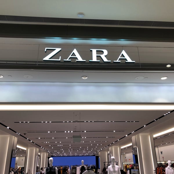 photos at zara clothing store in sariyer