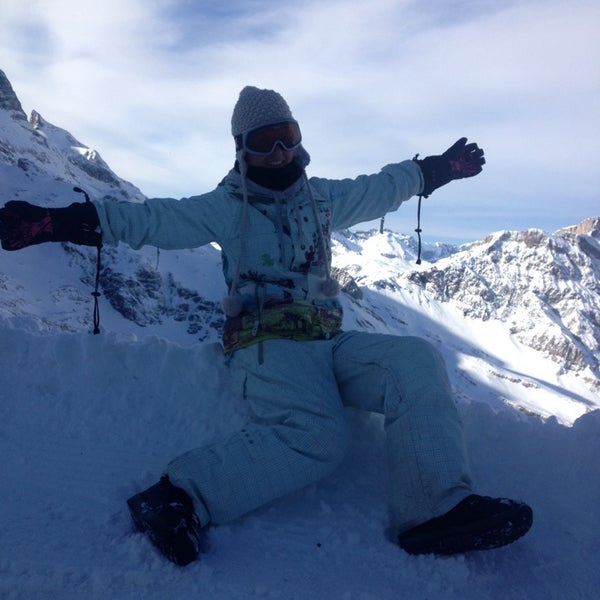 Photo taken at Ski Lodge Engelberg by 🌞Нюся🌞 . on 2/16/2014