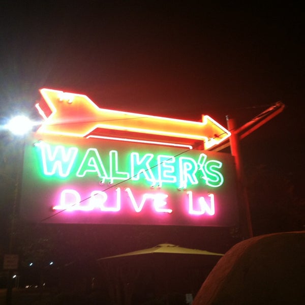 Photo taken at Walker&#39;s Drive In by Ebbie A. on 5/13/2014