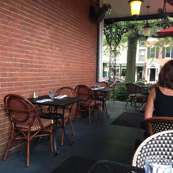 7/31/2016 tarihinde Ebbie A.ziyaretçi tarafından Caffe Galleria Restaurant &amp; Market'de çekilen fotoğraf