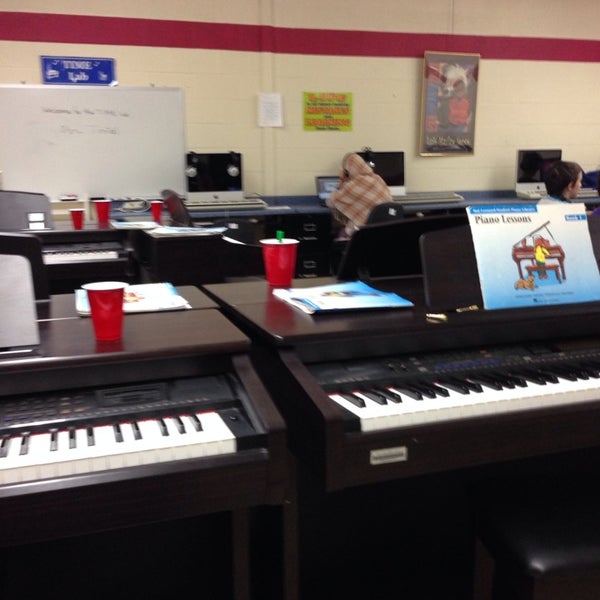 Photos at FH Tuttle Middle School 1 tip from 61 visitors