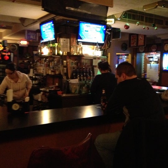 12/8/2012 tarihinde Witt W.ziyaretçi tarafından Temple Bar &amp; Grille'de çekilen fotoğraf