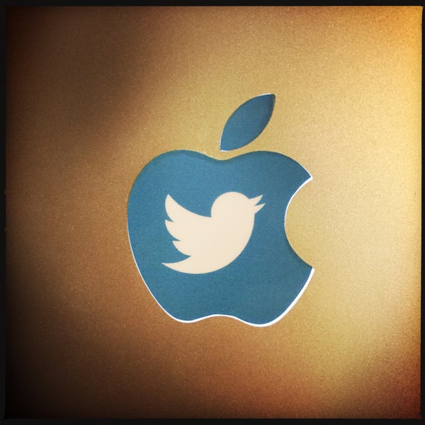 Photo taken at Twitter France by Cath_woman on 1/6/2015