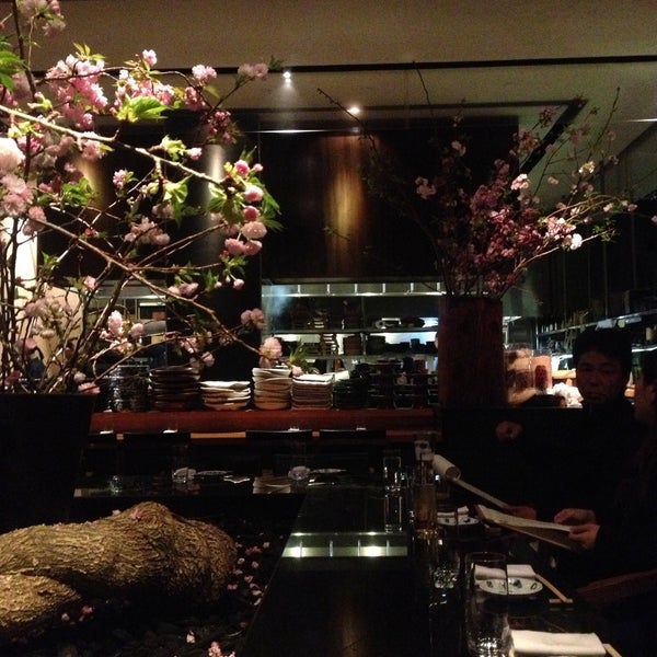 4/29/2013 tarihinde John T.ziyaretçi tarafından EN Japanese Brasserie'de çekilen fotoğraf