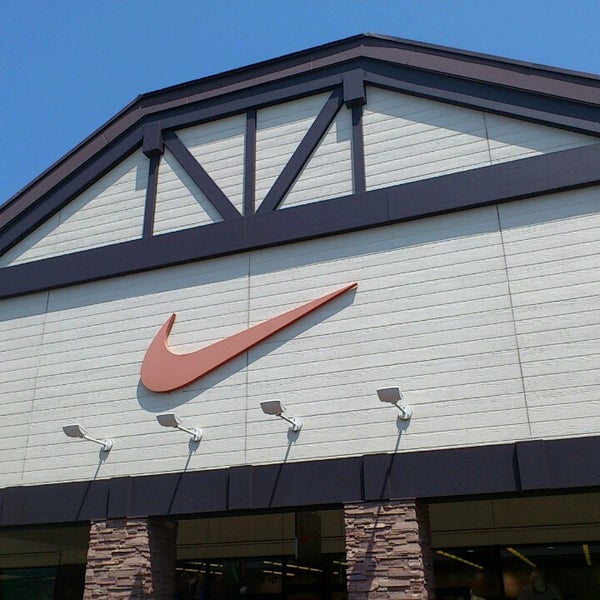 Nike Factory Store Sporting Goods Shop Nike Factory Store Sporting Goods Shop