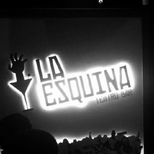 10/6/2012 tarihinde Gustavo B.ziyaretçi tarafından La Esquina'de çekilen fotoğraf