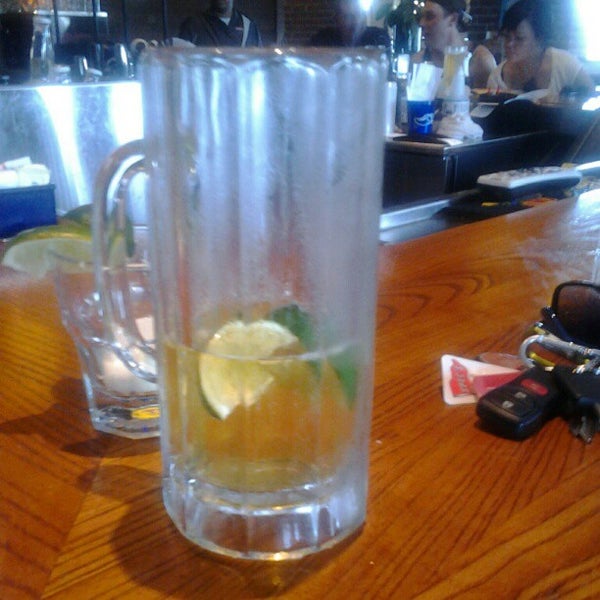 Photo taken at Chili&#39;s Grill &amp; Bar by Tony L. on 3/30/2013