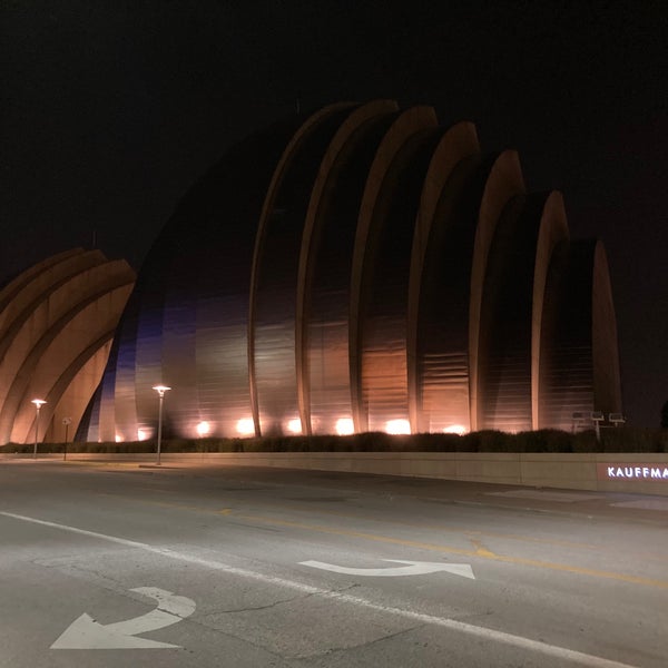 Photo taken at Kauffman Center for the Performing Arts by Noah X. on 8/15/2020