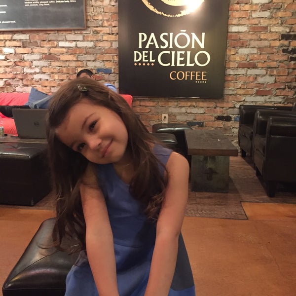 Das Foto wurde bei Pasión del Cielo Coffee von John N. am 9/22/2015 aufgenommen