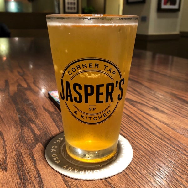 Photo taken at Jasper&#39;s Corner Tap and Kitchen by Pp R. on 11/16/2019
