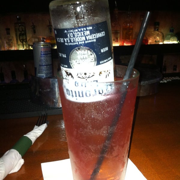 6/8/2013にShay A.がChico&#39;s Tequila Barで撮った写真