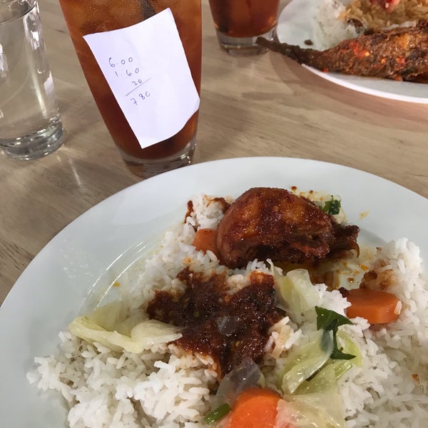 Restoran Kampung Pandan Indah