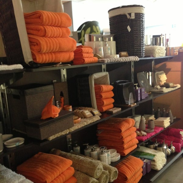 Mobica Tienda de muebles y artículos para el hogar en Mexico City