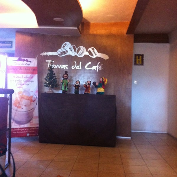 Foto diambil di Tierras del Café oleh ALEX C. pada 1/11/2013
