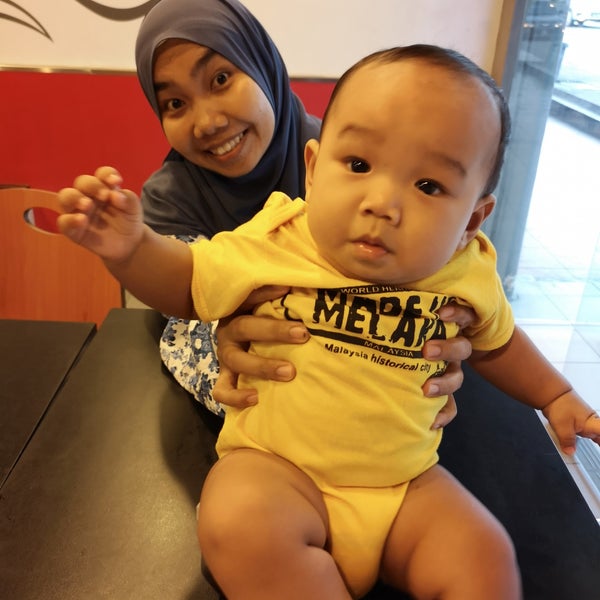 Pizza Hut Tapah Pizza Place