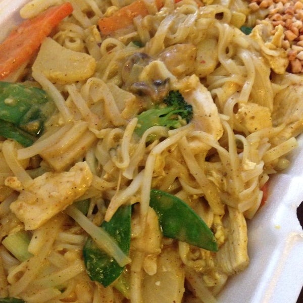2/6/2014 tarihinde Katyziyaretçi tarafından Bangkok Taste Cuisine'de çekilen fotoğraf