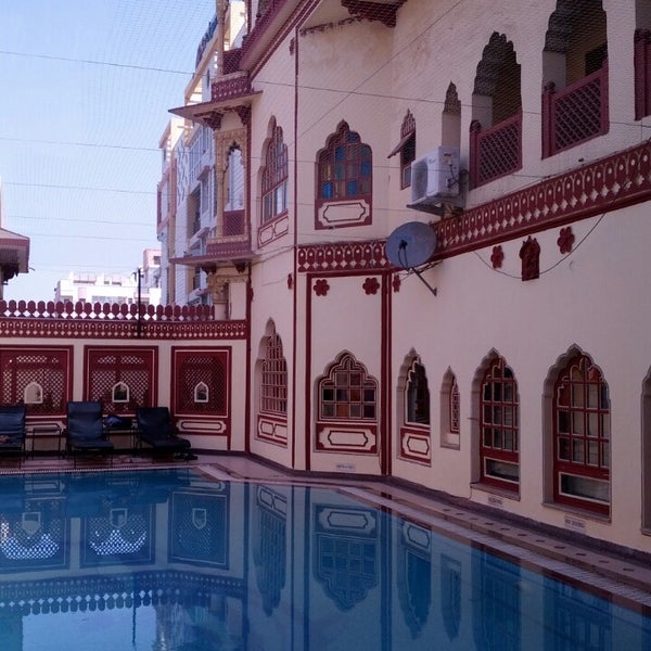 Foto scattata a Hotel Umaid Bhawan da Marie-Laure C. il 5/1/2013