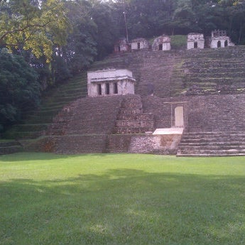 Photo taken at Ecoexperiencias Chs Travel &amp; Tours by Hector A. on 12/19/2012