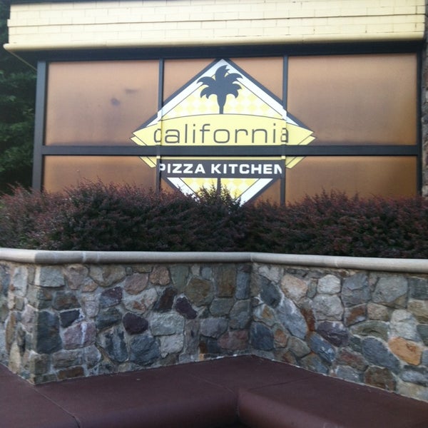 California Pizza Kitchen 22 Tips From 2150 Visitors