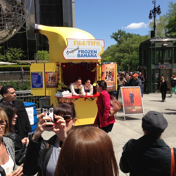5/14/2013에 Yvette S.님이 Bluth’s Frozen Banana Stand에서 찍은 사진