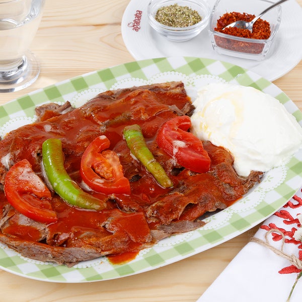 รูปภาพถ่ายที่ Ağababa Döner &amp; Yemek Restaurant โดย Ağababa Döner &amp; Yemek Restaurant เมื่อ 8/22/2018