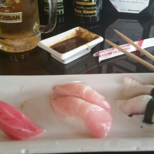 4/23/2015 tarihinde Marek M.ziyaretçi tarafından Awesome Sushi'de çekilen fotoğraf