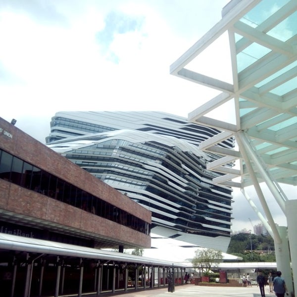 The Hong Kong Polytechnic University - University