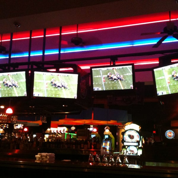 Photo taken at Dave &amp; Buster&#39;s by Xtina E. on 2/4/2013