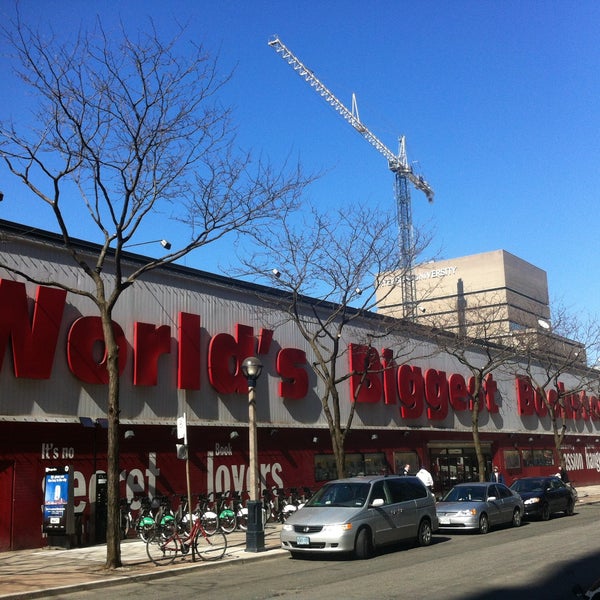 The History Of The World's Biggest Bookstore In Toronto, 54 OFF