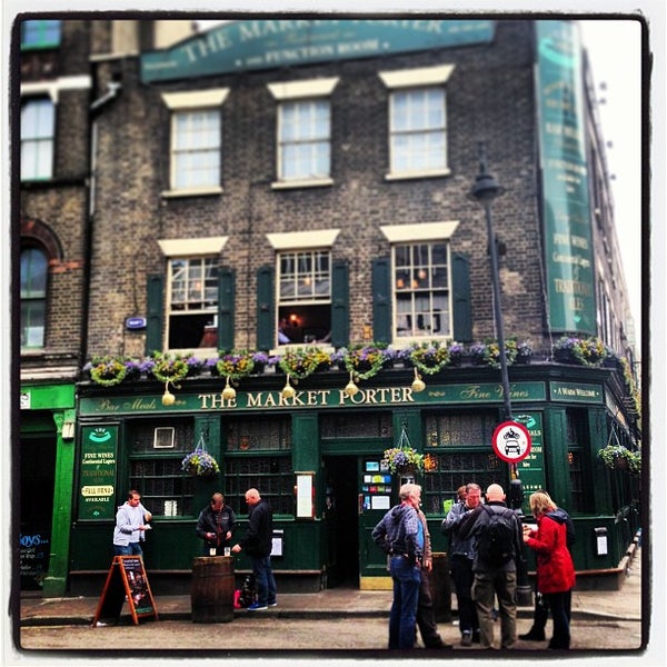 Pub London Street. Market Porter. Greenvich London Porter. Uk 0